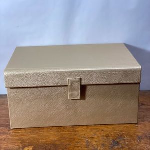 Nina Home Gold storage box 9x13